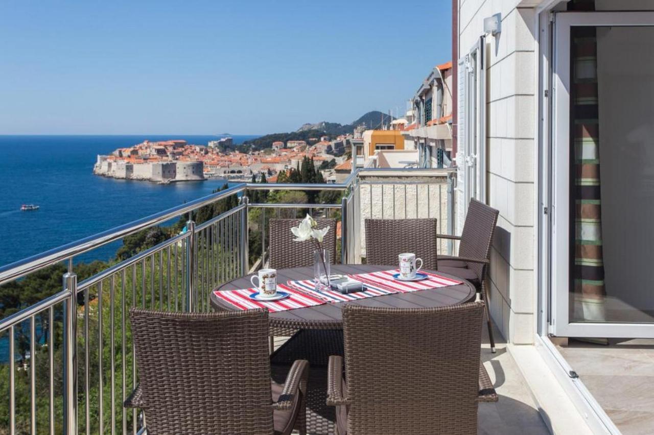 Ari * Dubrovnik