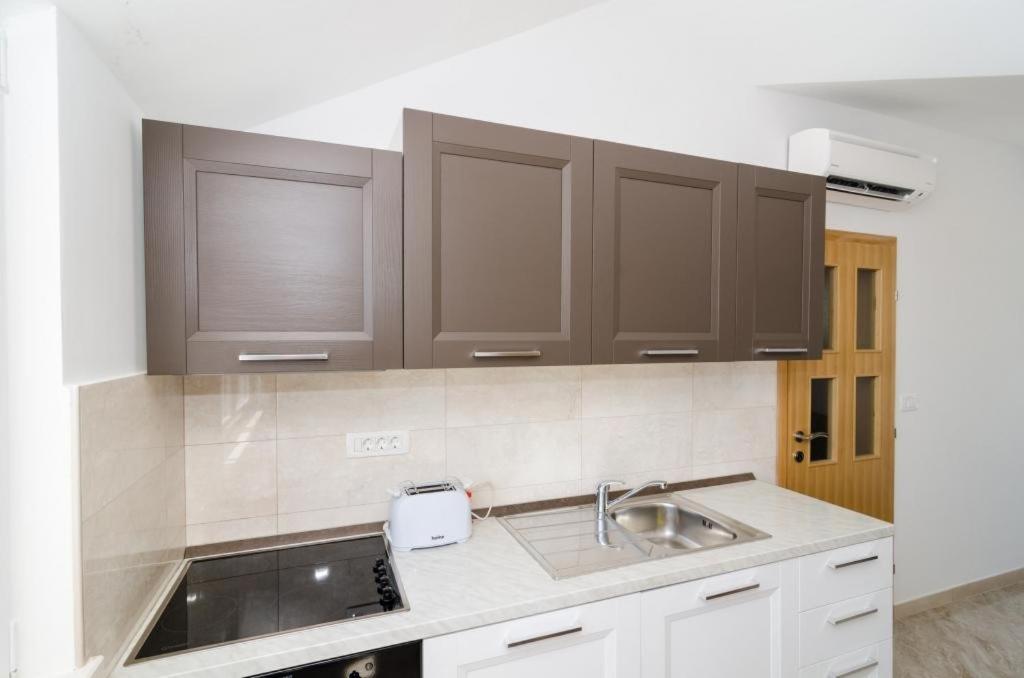 Ari Apartamento *