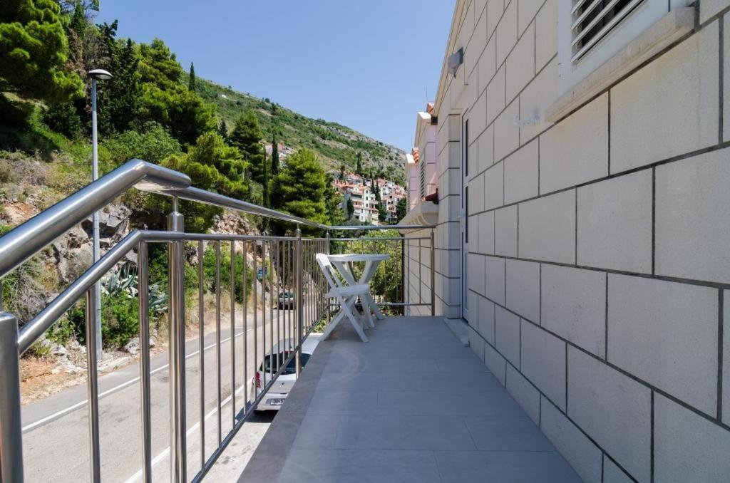 Ari * Dubrovnik